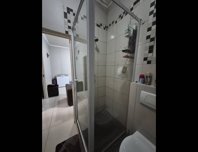 2 BEDROOM APARTMENT FOR SALE IN UMHLANGA RIDGE
